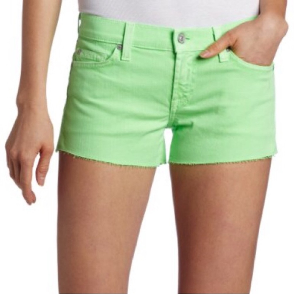 7 for all MANKIND : Green Cutoff Shorts